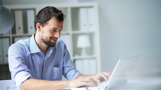Cómo emitir facturas en tu e-commerce