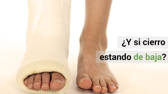 ¿Puedo seguir cobrando la incapacidad si cierro la empresa mientras estoy de baja?