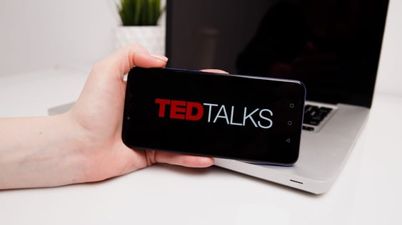 5 charlas TED para profesionales de las finanzas