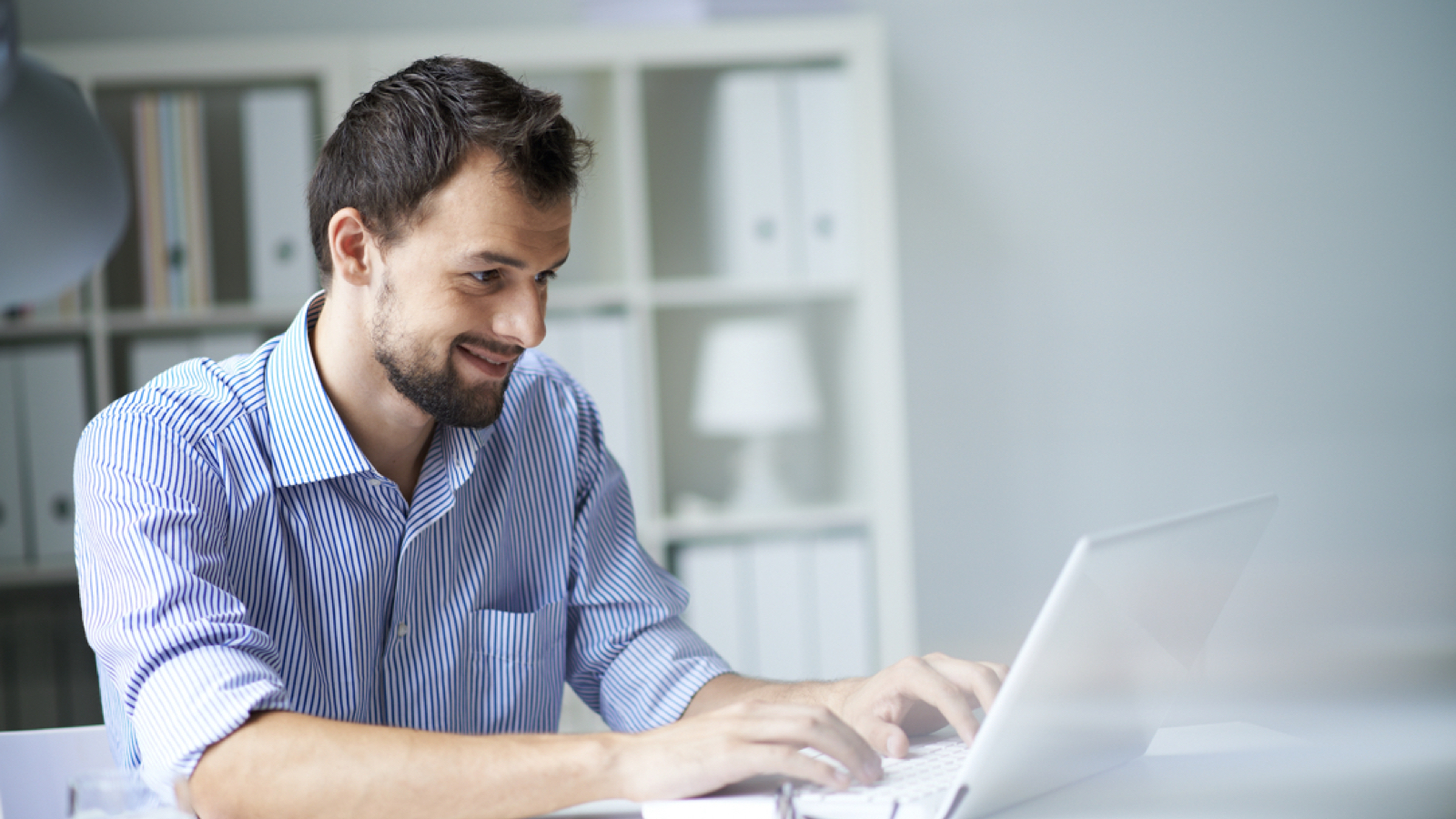 Cómo emitir facturas en tu e-commerce